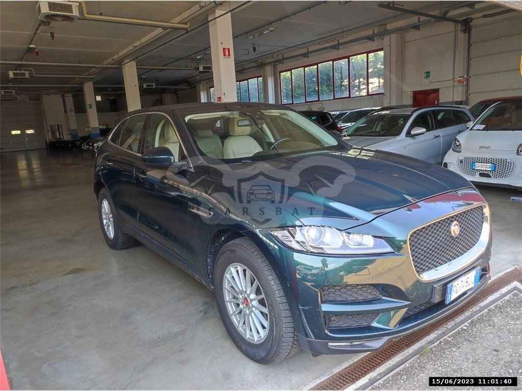 Jaguar F-Pace 2.0d Prestige 2016