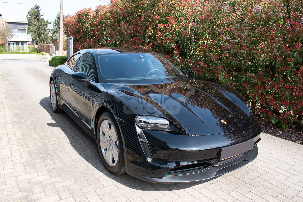 Porsche Taycan 2023