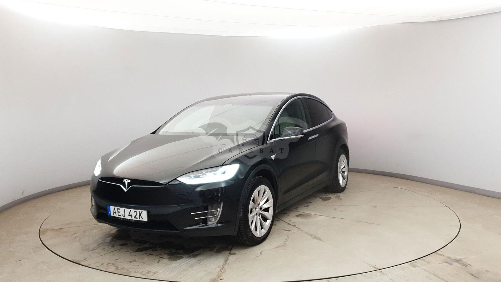 Tesla Model X 2020