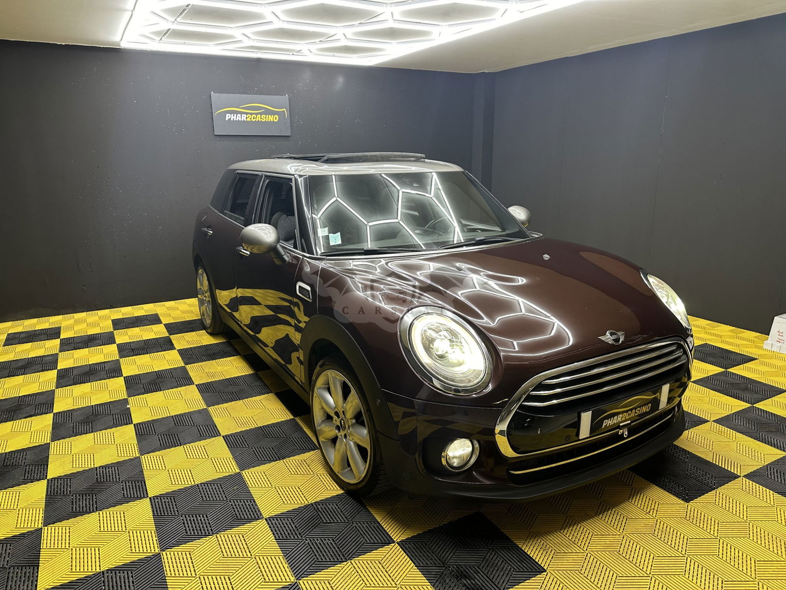 Mini Clubman Cooper D 2.0 Red Hot Chili 2016