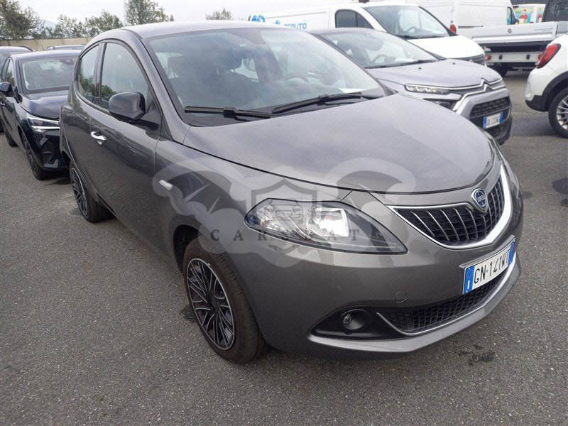 Lancia Ypsilon 1.0 Silver 2023