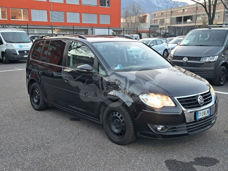 Volkswagen Touran 1.9 TDI Conceptline 2010
