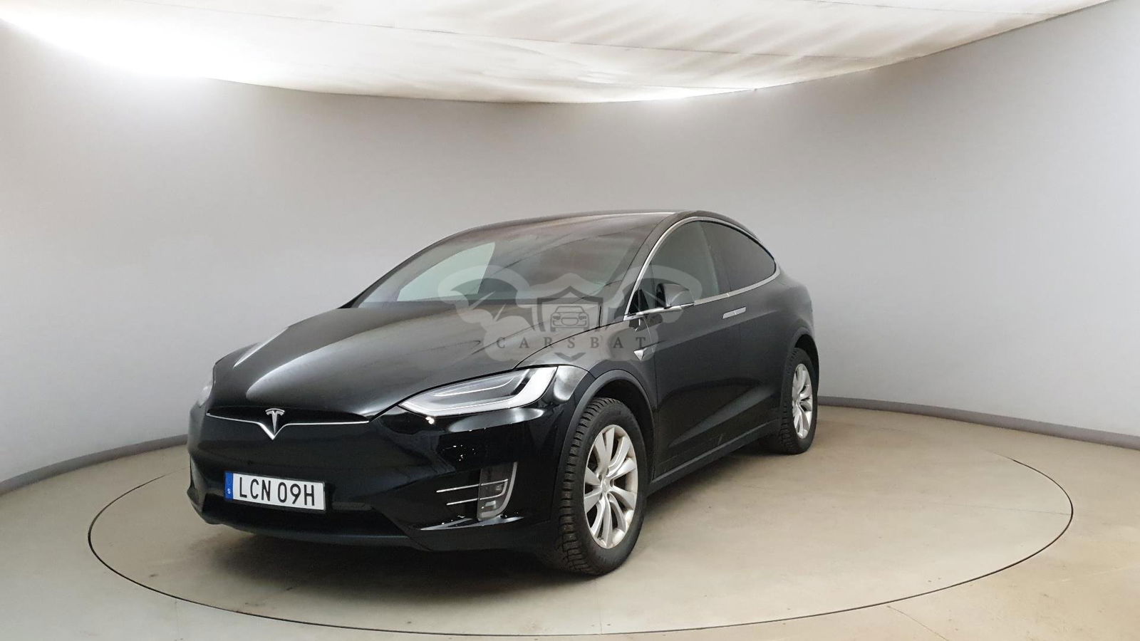 Tesla Model X 2020