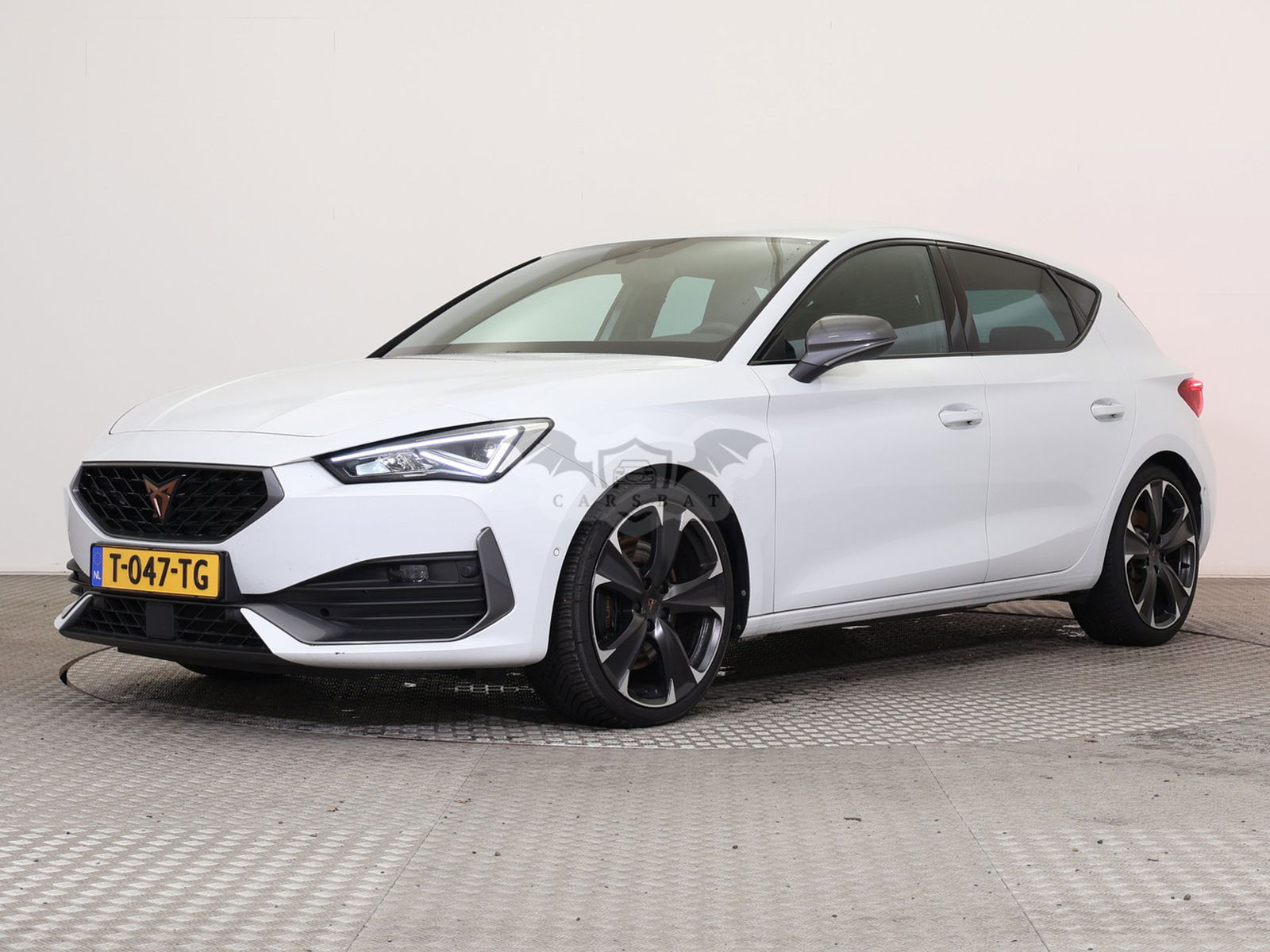 Cupra Leon 2.0 TSI 2022