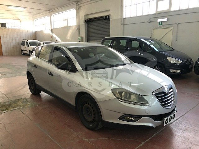 Lancia Delta 1.6 MultiJet Silver 2011