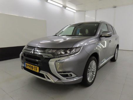 Mitsubishi Outlander 2020