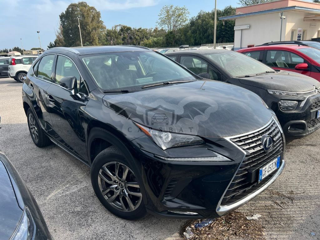 Lexus NX 300h Business 2021