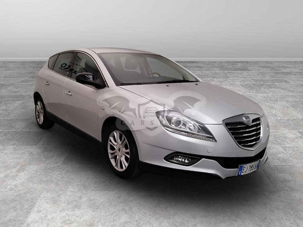 Lancia Delta 1.6 MultiJet Silver 2011
