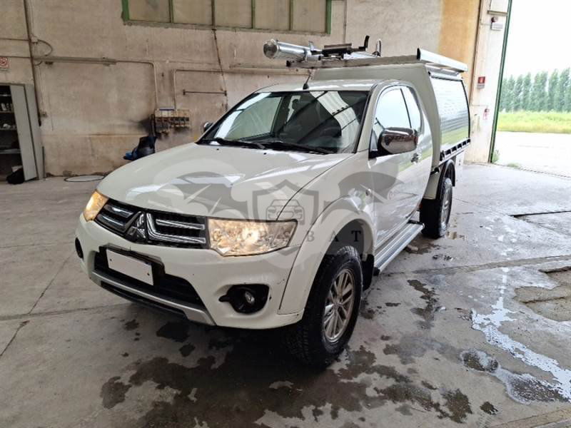 Mitsubishi L200 2.5 DI-D Intense 2015
