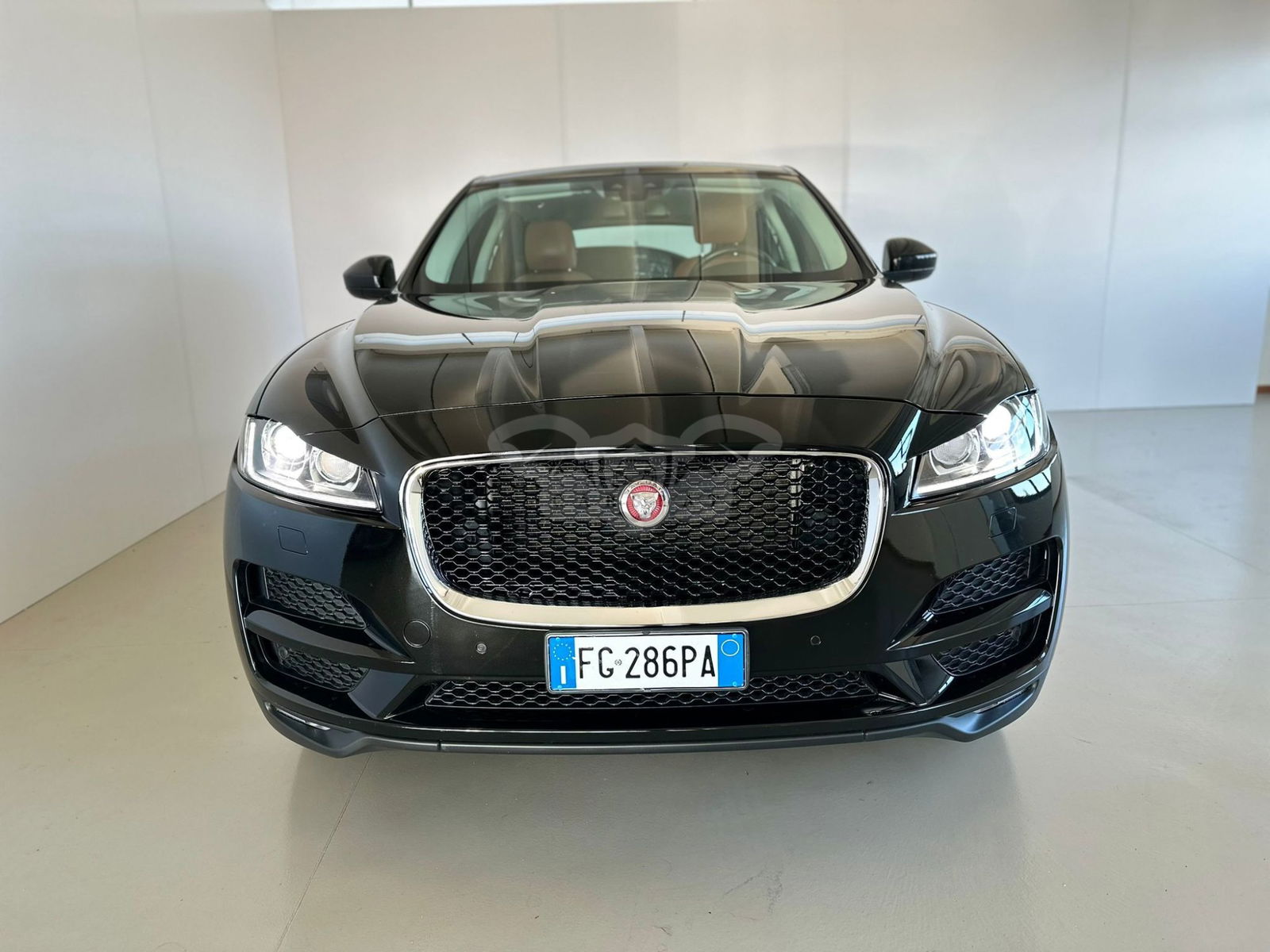 Jaguar F-Pace 2.0d Portfolio 2017