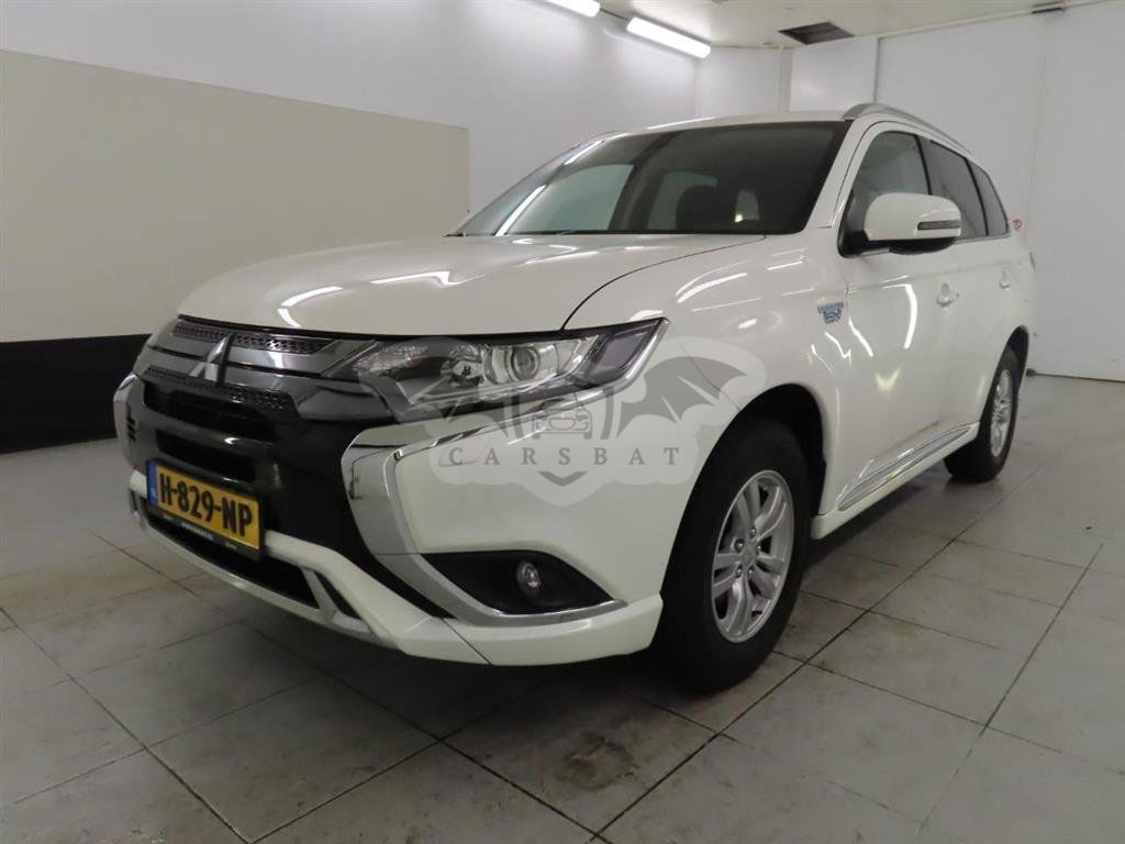 Mitsubishi Outlander 2.4 2020