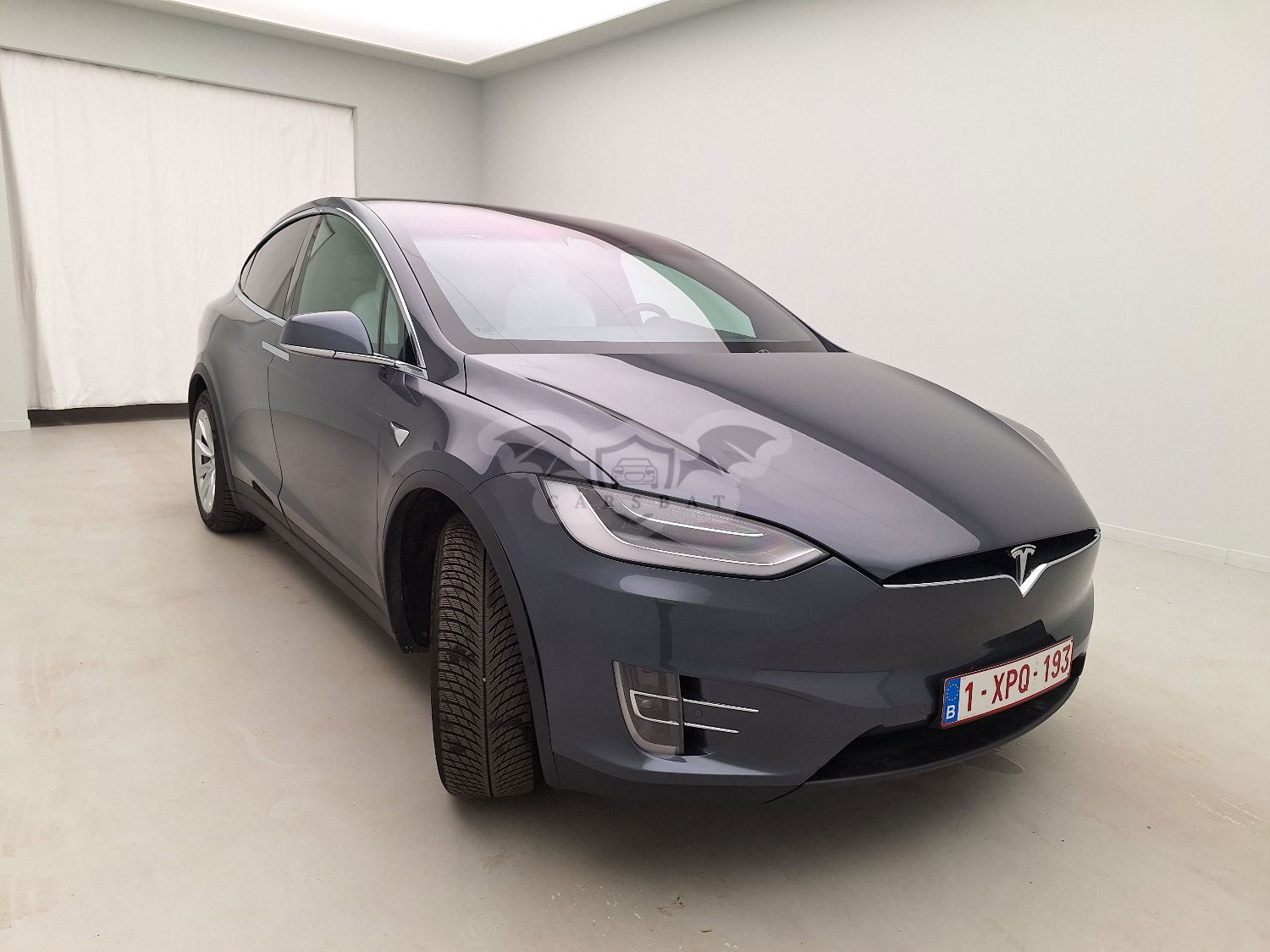 Tesla Model X 2020