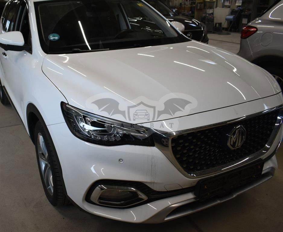 MG EHS Luxury 2022