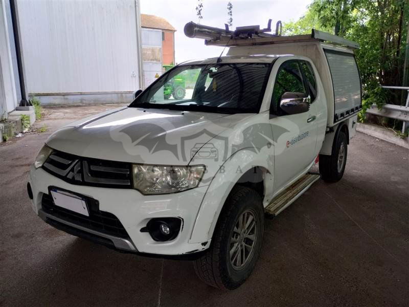 Mitsubishi L200 2.5 DI-D Intense 2014