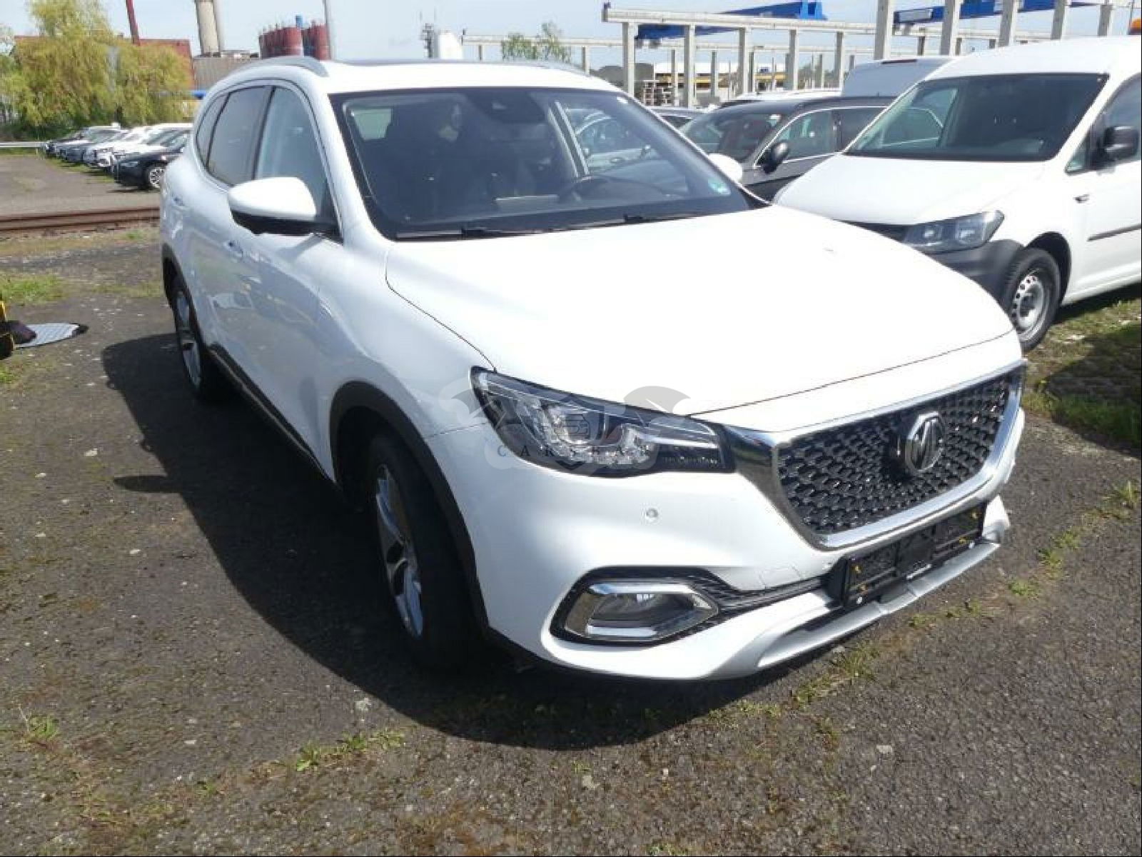 MG EHS Luxury 2021