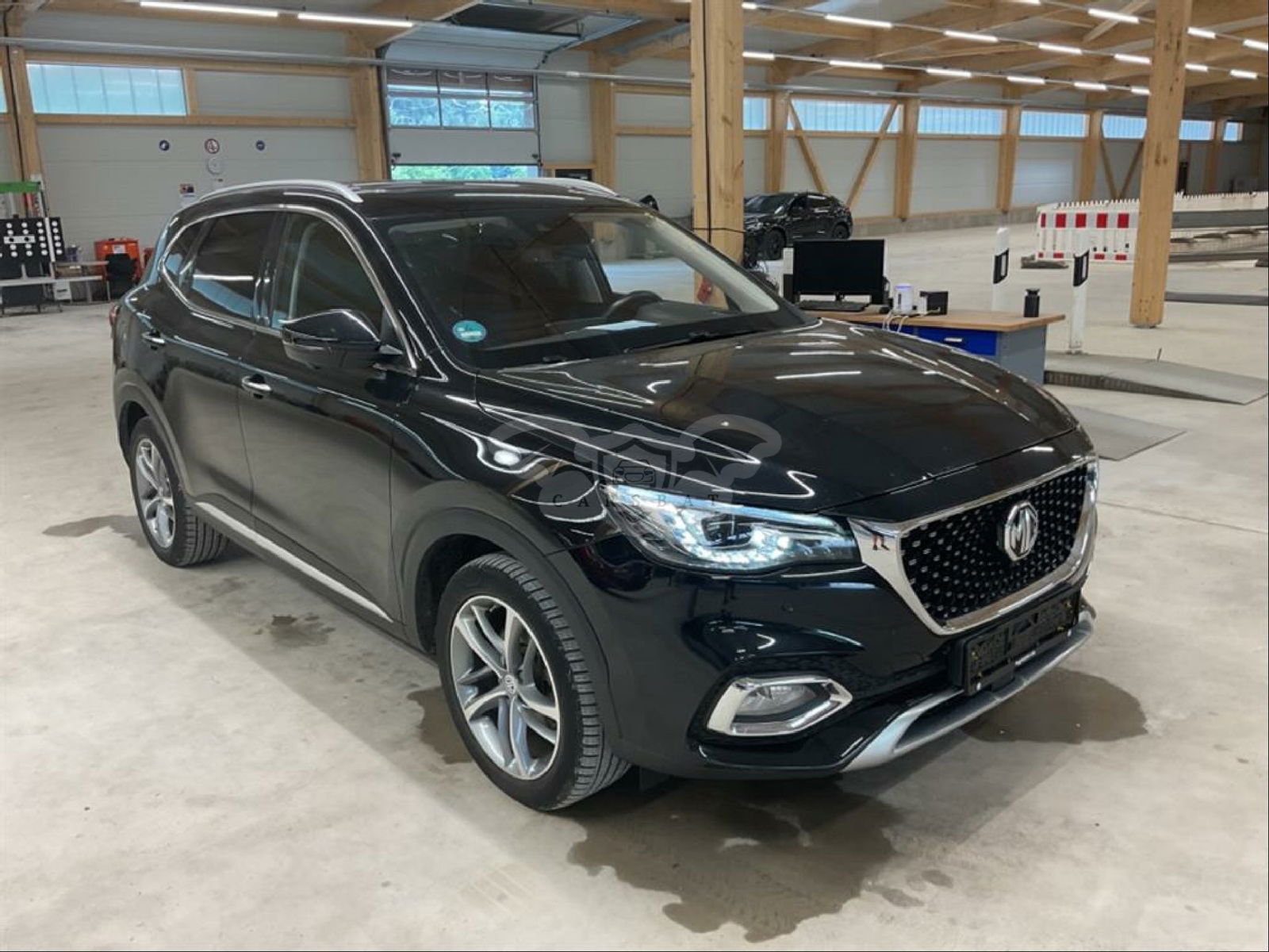 MG EHS Luxury 2022