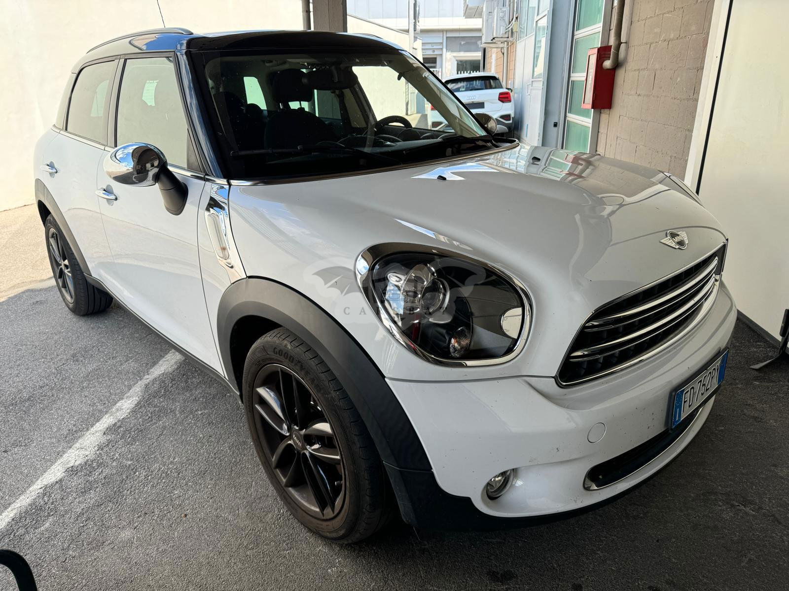 Mini Countryman Cooper D 1.6 Park Lane Chili 2016