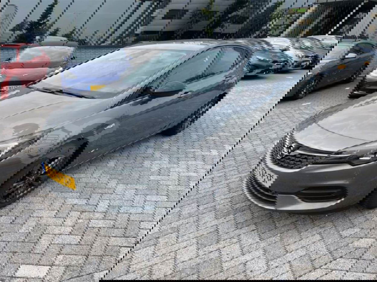 Opel Astra 1.2 Design 2021