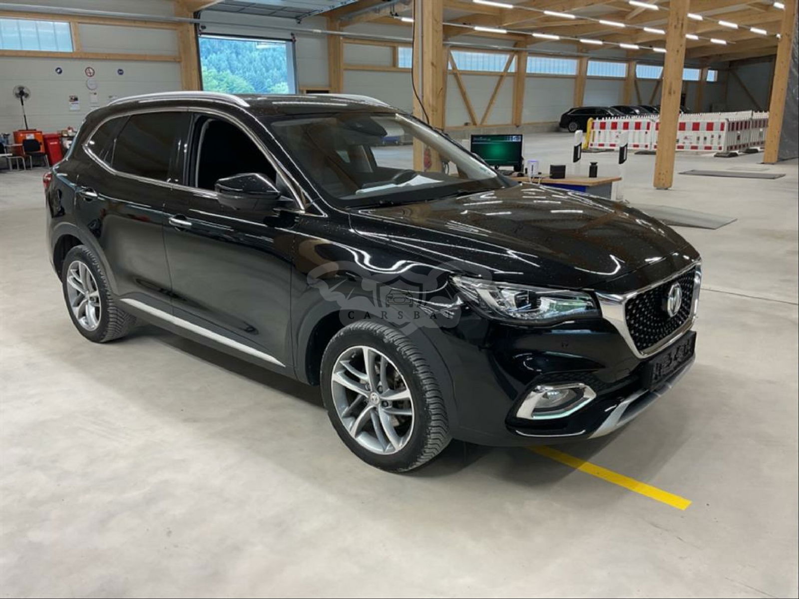 MG EHS Luxury 2022