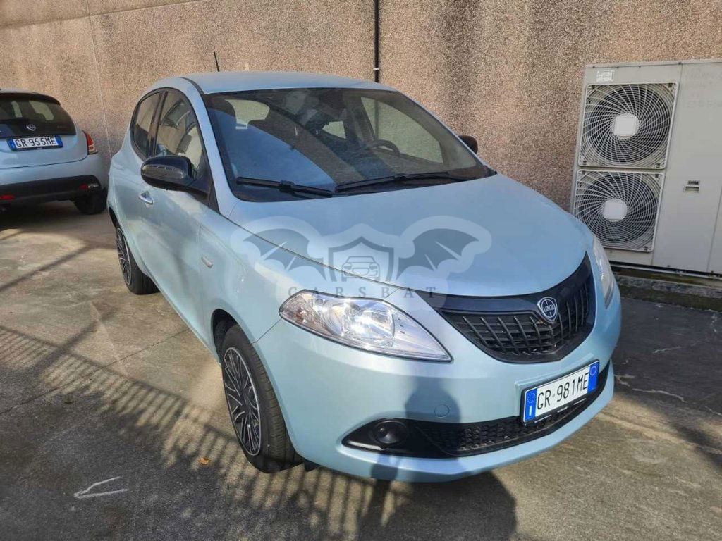 Lancia Ypsilon 1.0 Silver 2023
