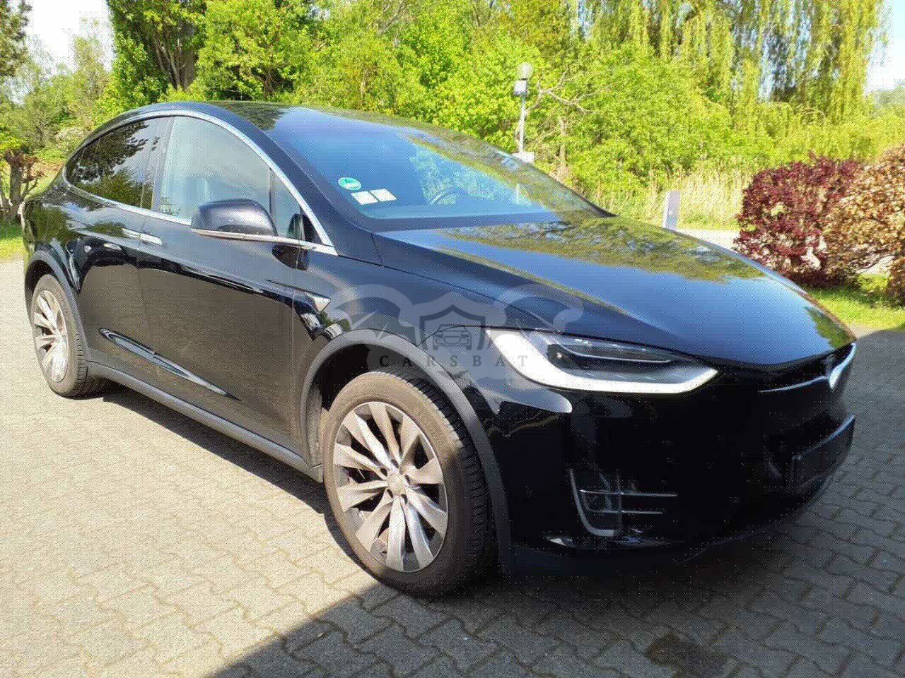 Tesla Model X 2020