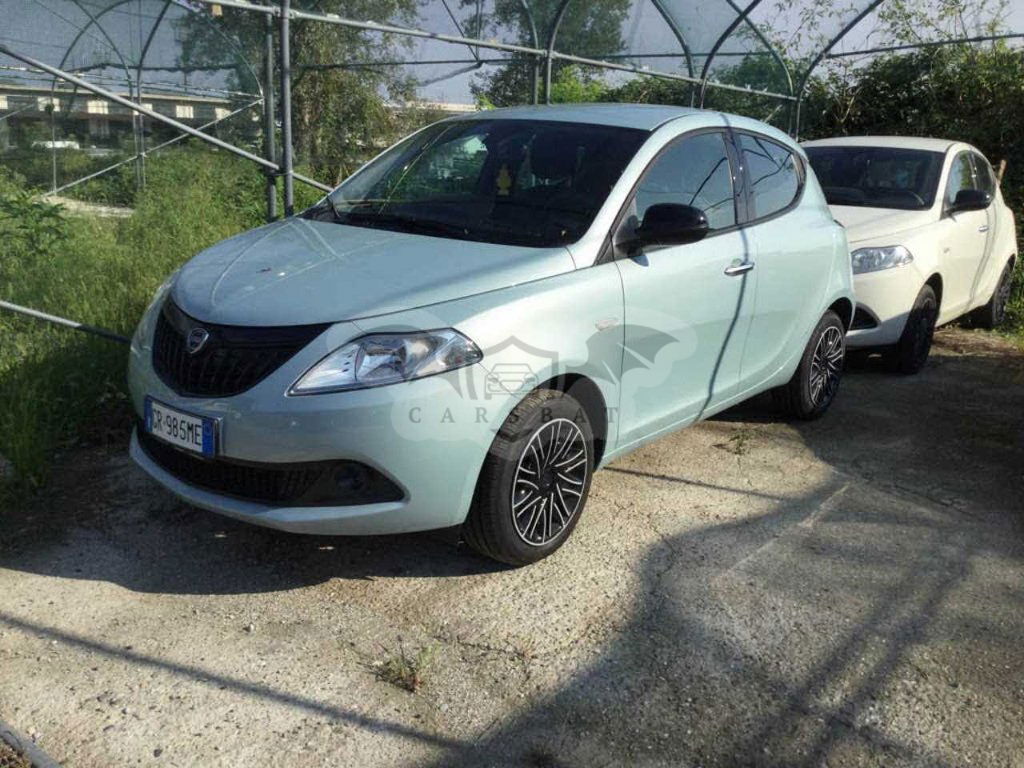 Lancia Ypsilon 1.0 Silver 2023
