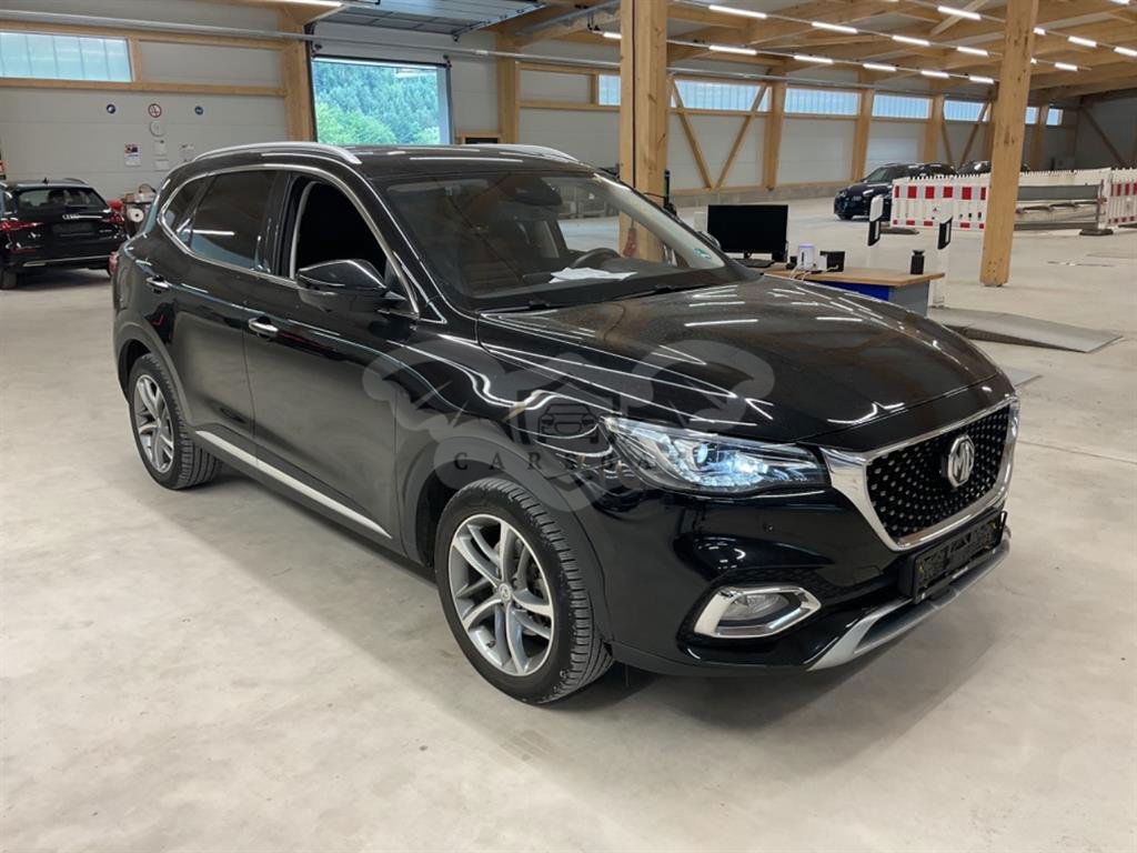 MG EHS Luxury 2022