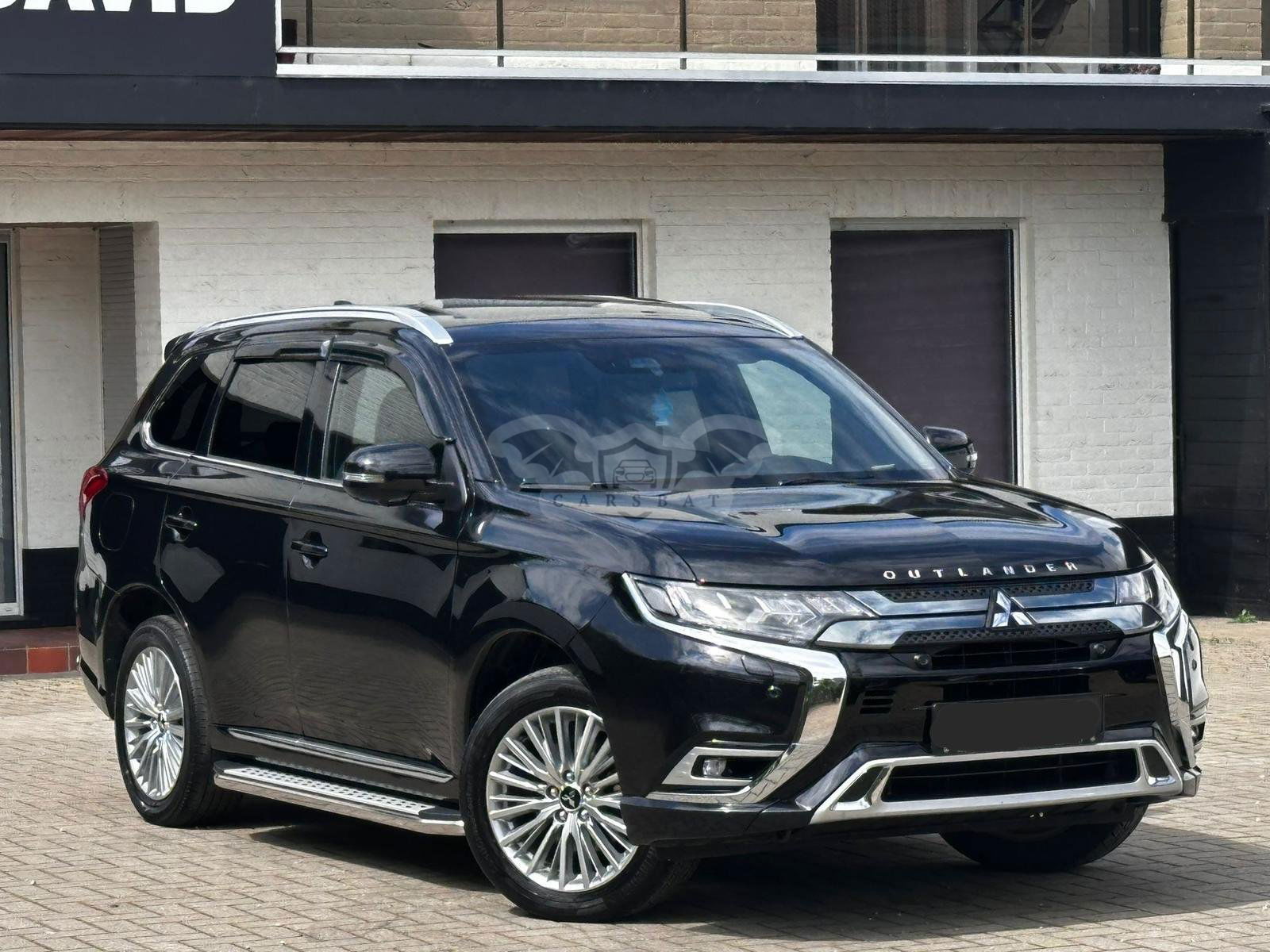 Mitsubishi Outlander 2.3 2019