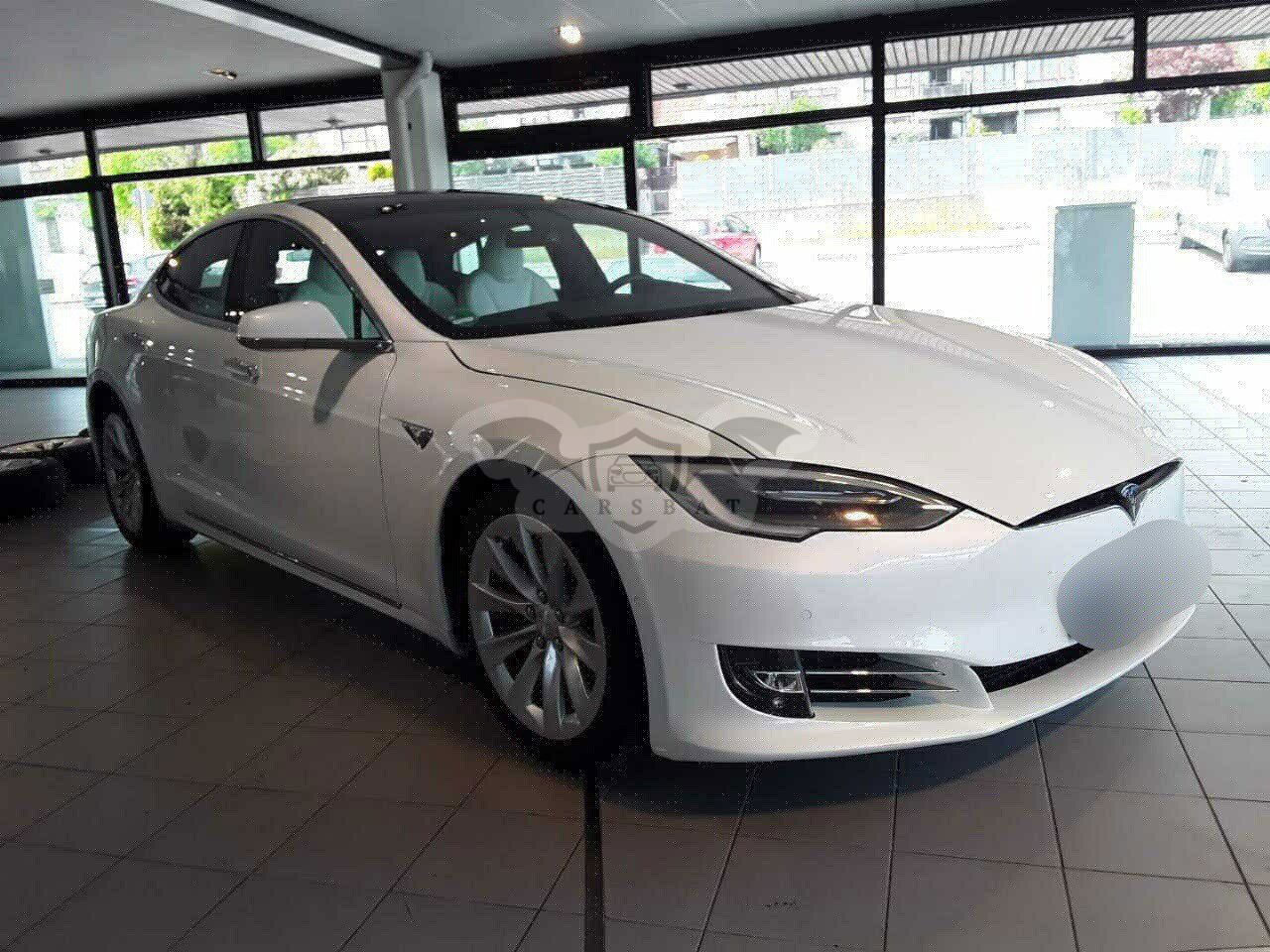 Tesla Model S 2020