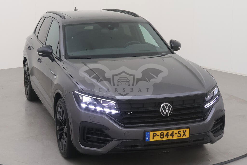 Volkswagen Touareg 3.0 TSI R-line 2021