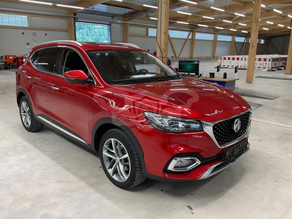 MG EHS Luxury 2022