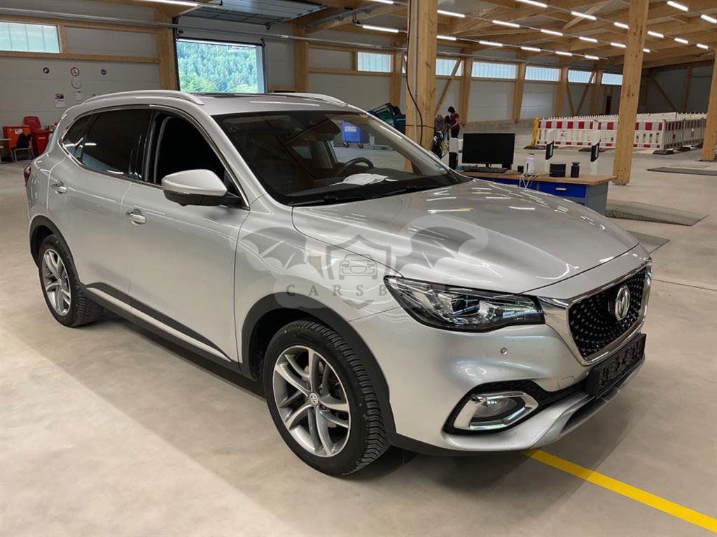 MG EHS Luxury 2022