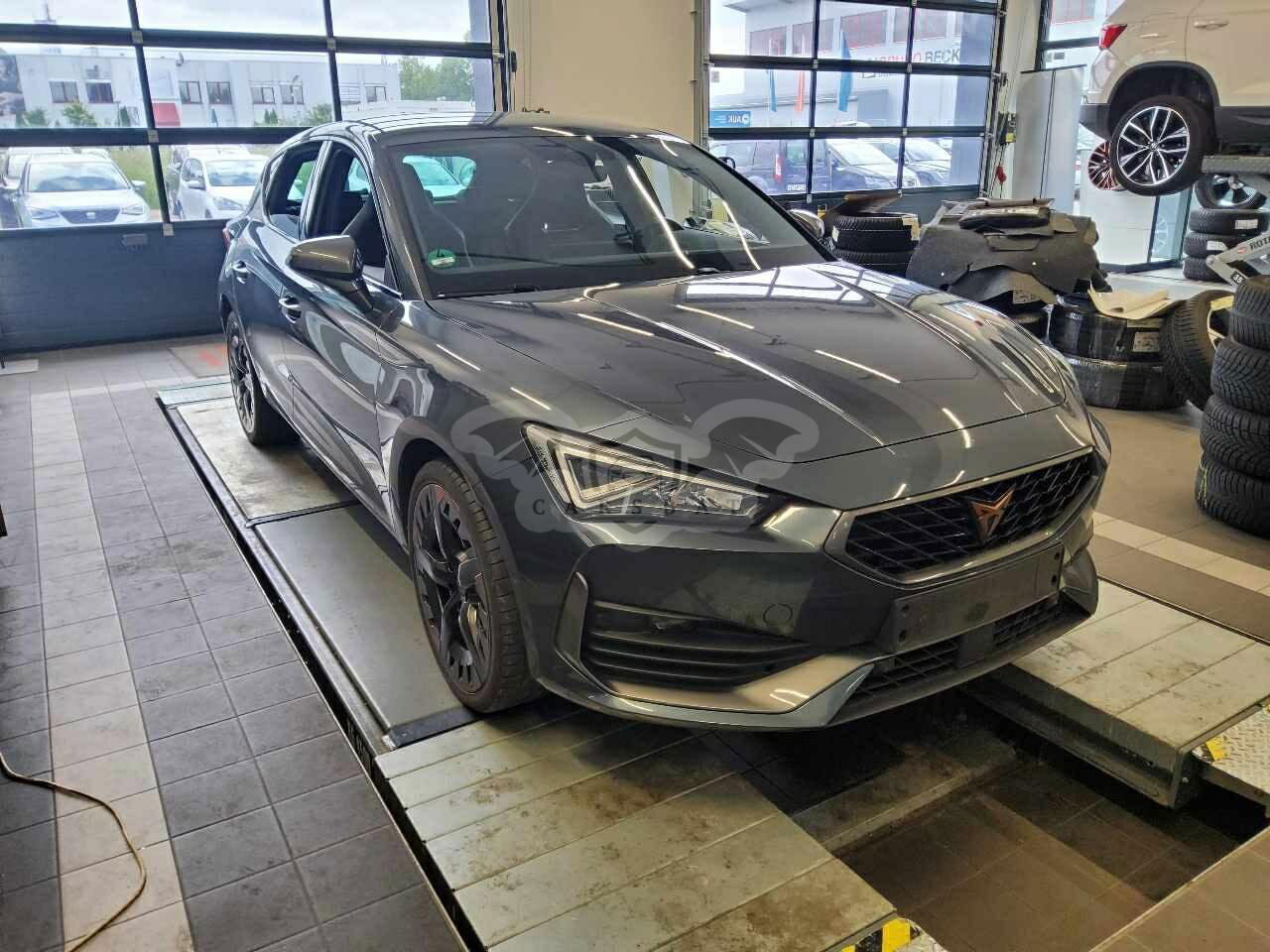 Cupra Leon 1.4 e-Hybrid 2021