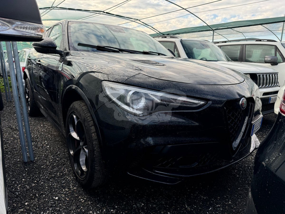 Alfa Romeo Stelvio 2.9 Quadrifoglio 2021