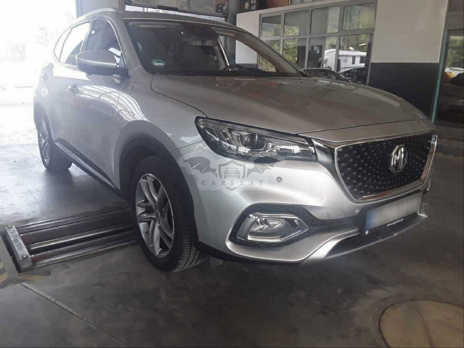 MG EHS Luxury 2021