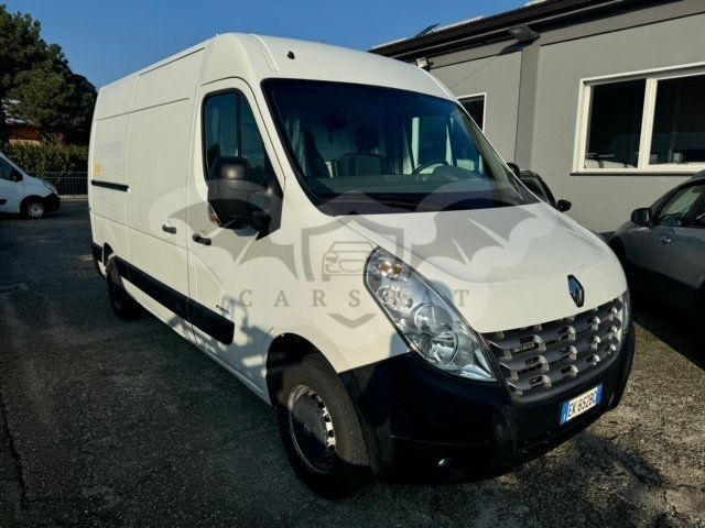 Renault Master L2H2 2.3 DCI Business 2011