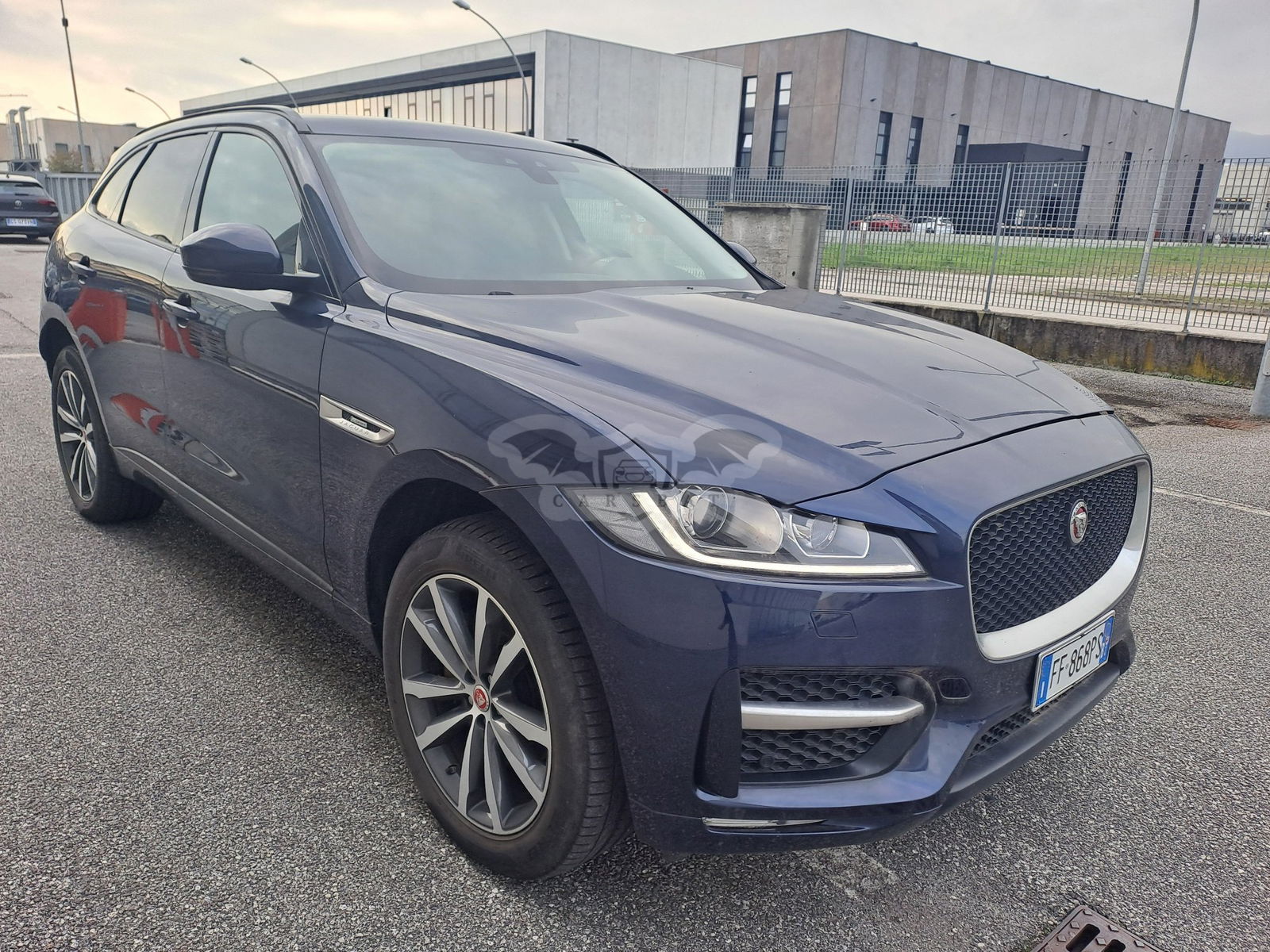 Jaguar F-Pace 2.0d Pure 2016