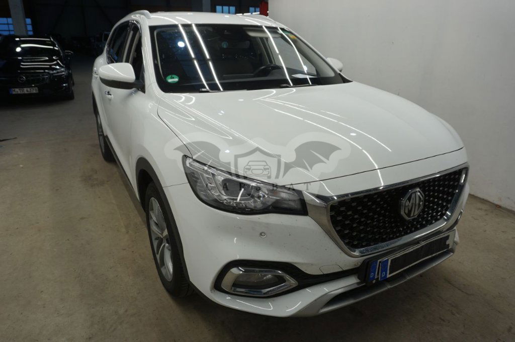 MG EHS Luxury 2022