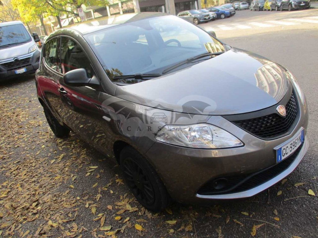 Lancia Ypsilon 1.0 Silver 2020