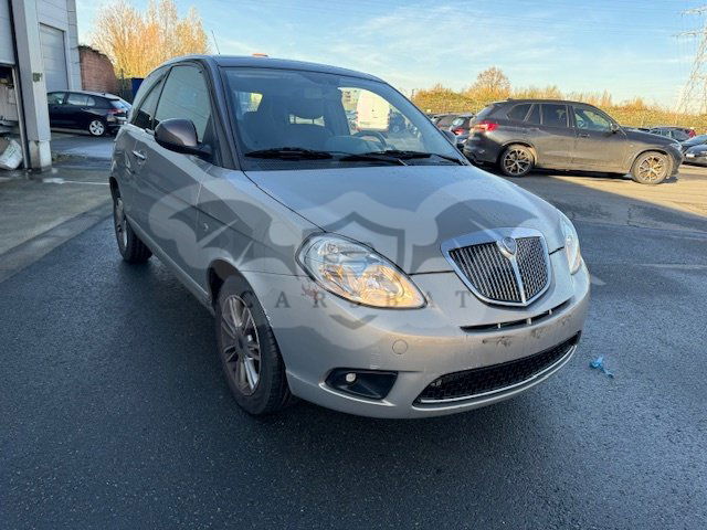 Lancia Ypsilon 1.2i 2011
