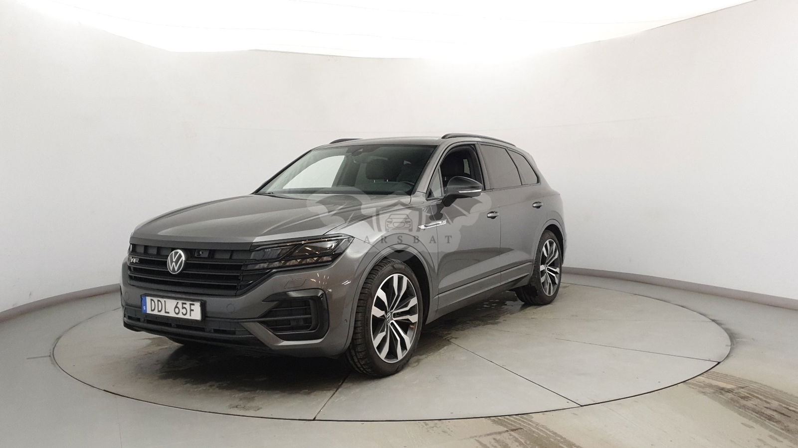Volkswagen Touareg 3.0 TSI R-line 2021