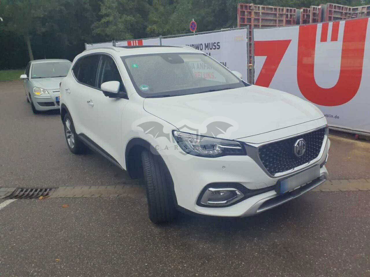 MG EHS Luxury 2021