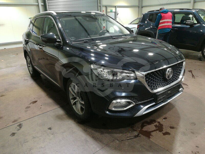 MG EHS Luxury 2022