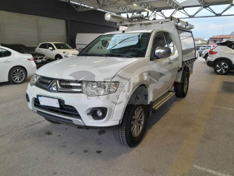 Mitsubishi L200 2.5 DI-D 2015