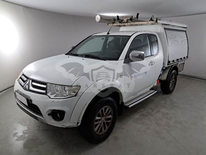 Mitsubishi L200 2.5 TDI 2014