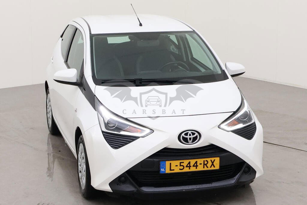 Toyota Aygo 1.0 VVT-i X-Play 2021