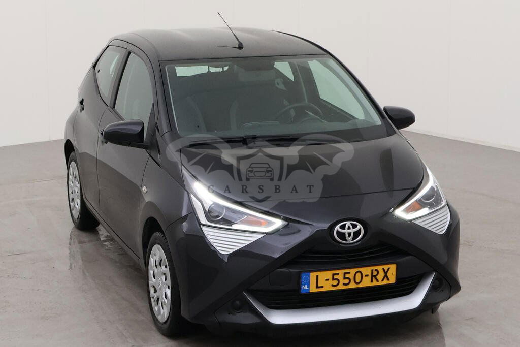 Toyota Aygo 1.0 VVT-i X-Play 2021