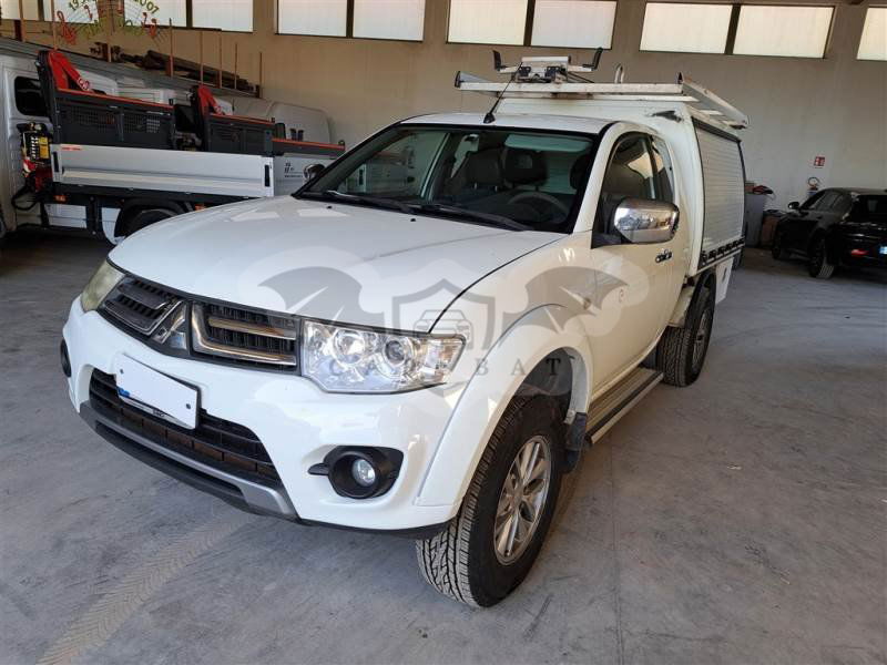 Mitsubishi L200 2.5 2014