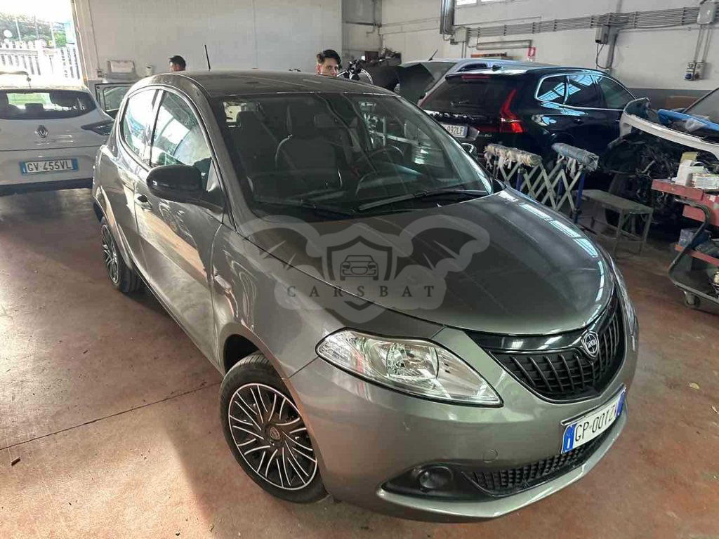 Lancia Ypsilon 1.0 Silver 2023