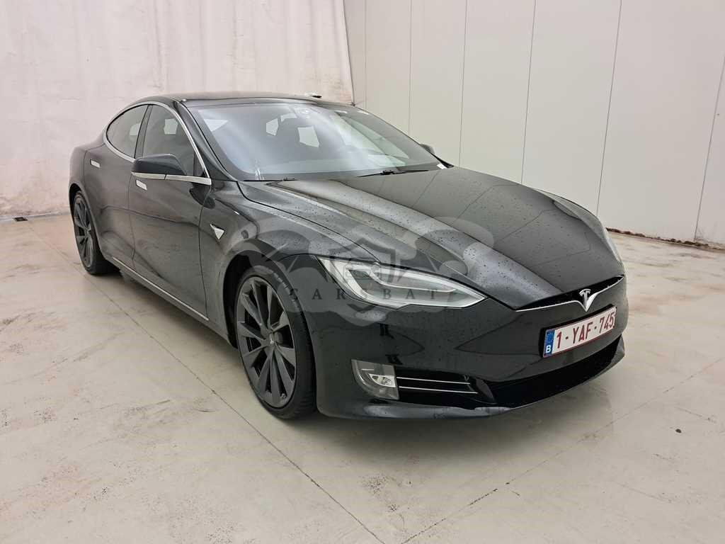 Tesla Model S 2020